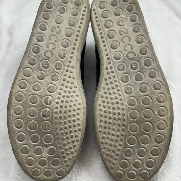 ECCO Women's Black Leather Slip-On Sneakers - Size 39 (8.5 US) - Picture 6 of 7
